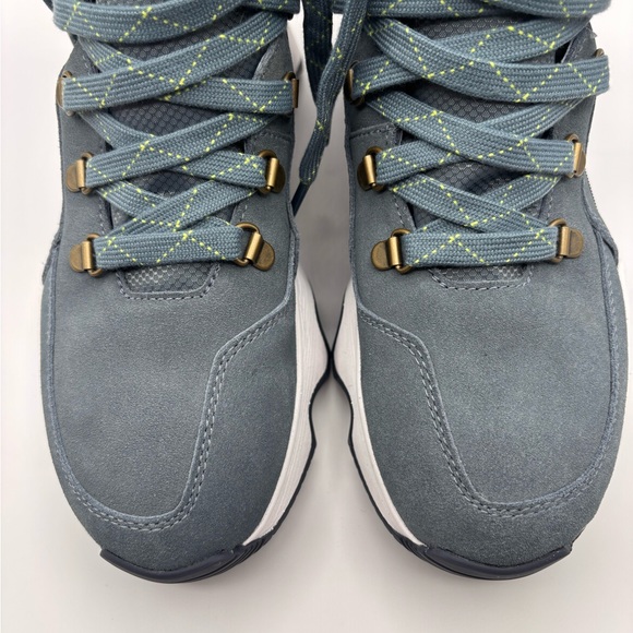 Sorel Womens Size 8 Kinetic Impact Conquest Waterproof Insulated Sneaker Boots - Picture 4 of 10